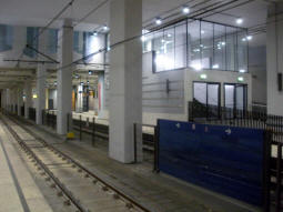 Looking across to the northbound island platform from the southbound