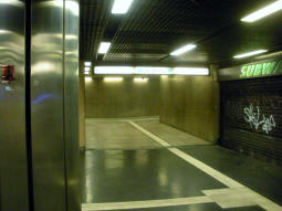 One of the two Stadtbahn station concourses