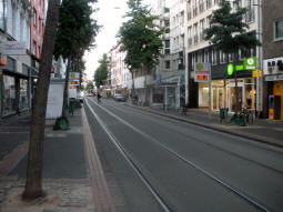 The north-eastbound platform and the platform for trams via Sternstra�e