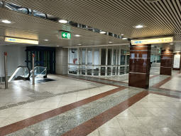 The direction split, with southbound down to the left and northbound ahead