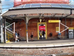 Panorama of the platform for trams to Altrincham