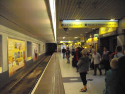 Looking the other way along the Departures platform